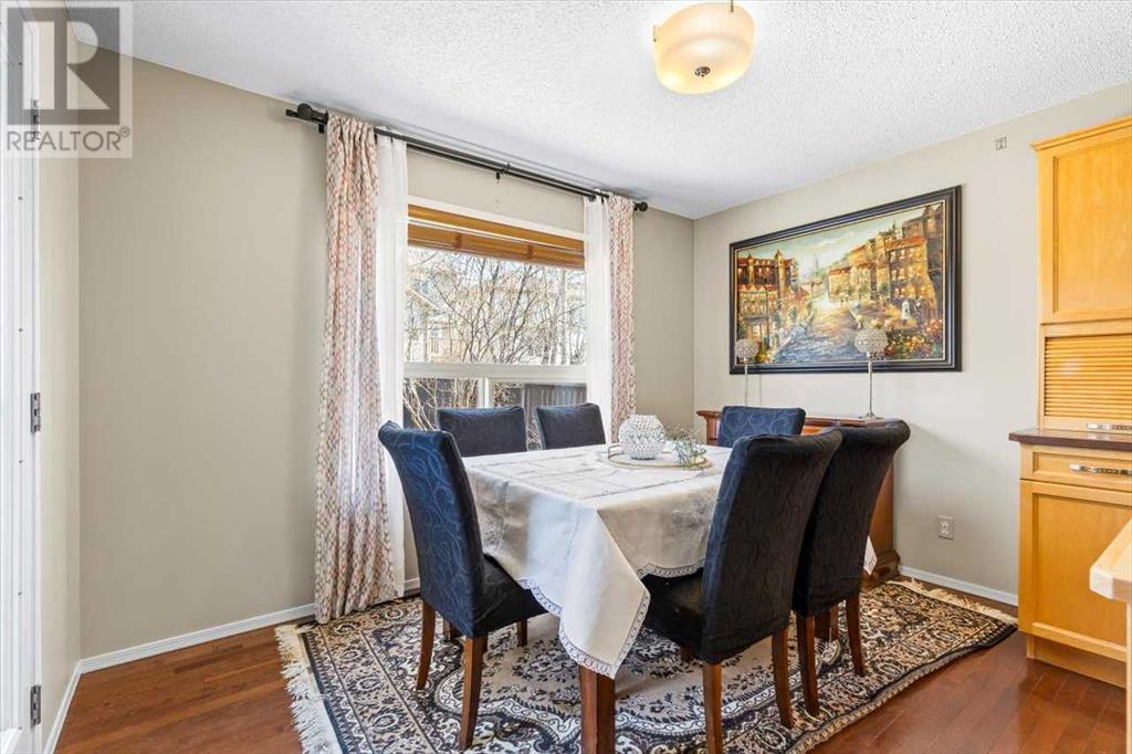 Single Family House for Sale in  Tuscany Meadows Crescent NW Tuscany Calgary 