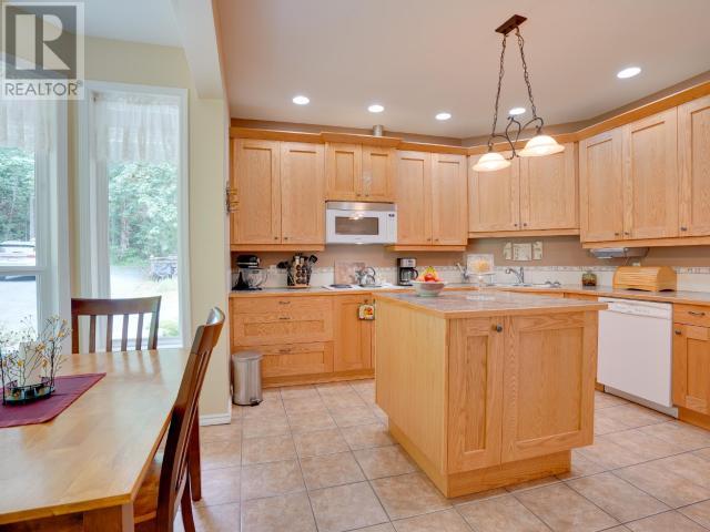 3067 SOUTHILL ROAD, Powell River