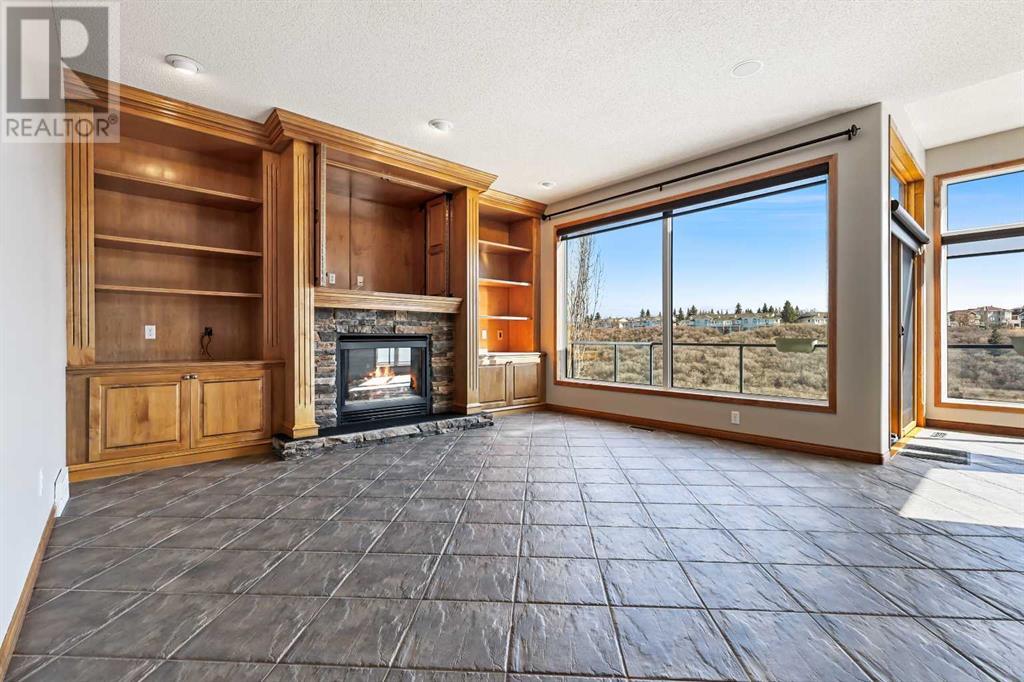 Single Family House for Sale in  Edgeridge Circle NW Edgemont Calgary 