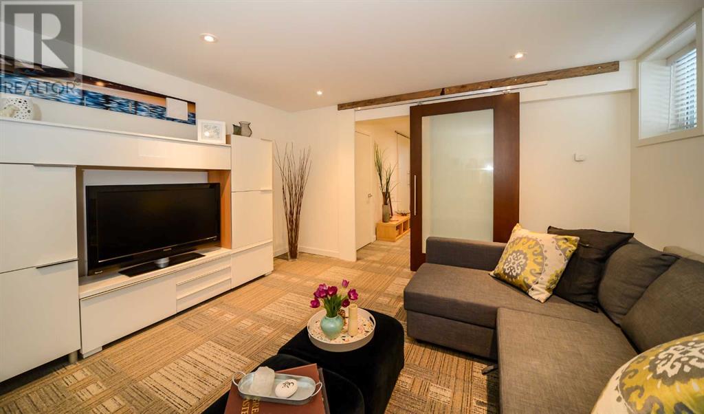 Single Family House for Sale in   Avenue SE Ramsay Calgary 