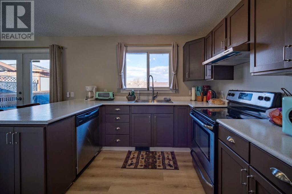 99 Glenhill Drive, Cochrane