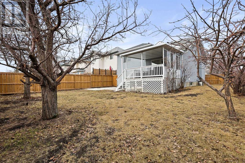 Single Family House 4 Level for Sale in  Harvest Rose Gardens NE Harvest Hills Calgary 