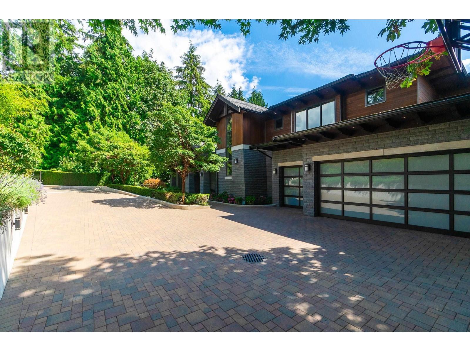 720 PARKSIDE ROAD, West Vancouver real estate listing R2950902