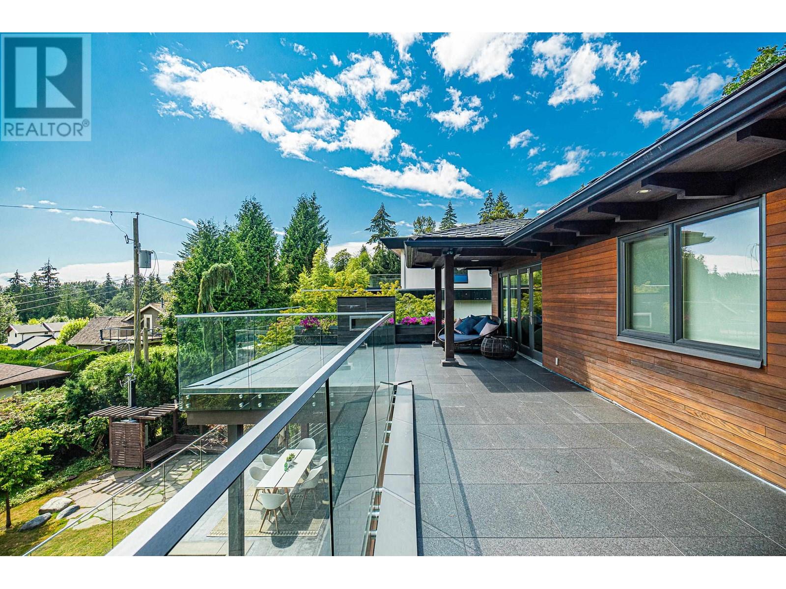 720 PARKSIDE ROAD, West Vancouver real estate listing R2950902