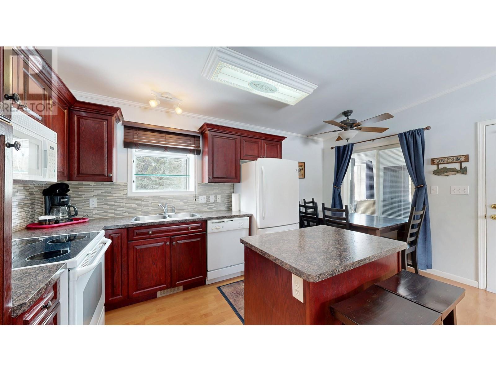 7070 POWELL ROAD, Lone Butte