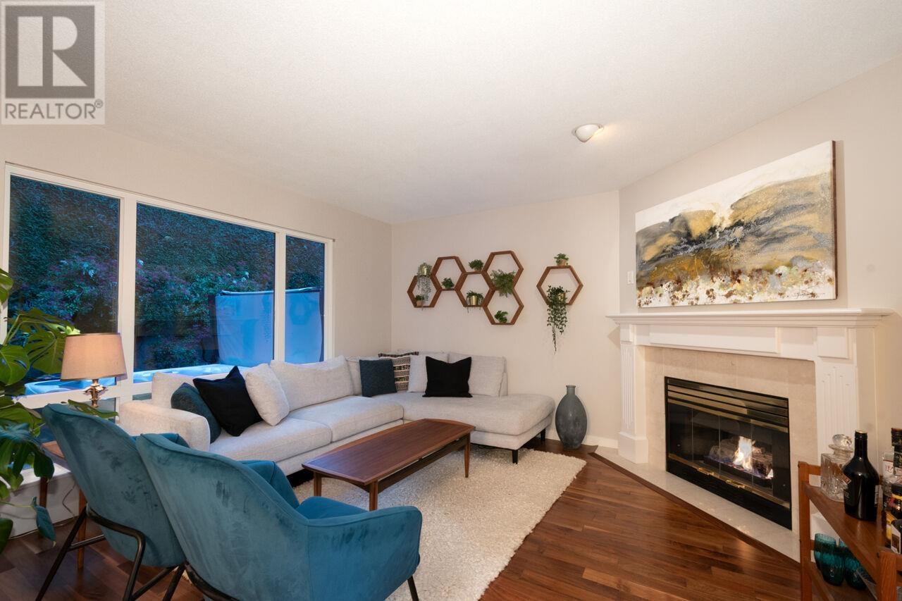 1 181 RAVINE DRIVE, Port Moody real estate listing R2995722