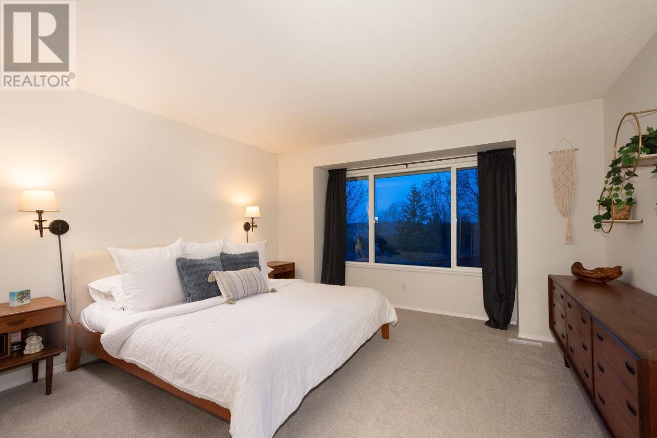 1 181 RAVINE DRIVE, Port Moody real estate listing R2995722