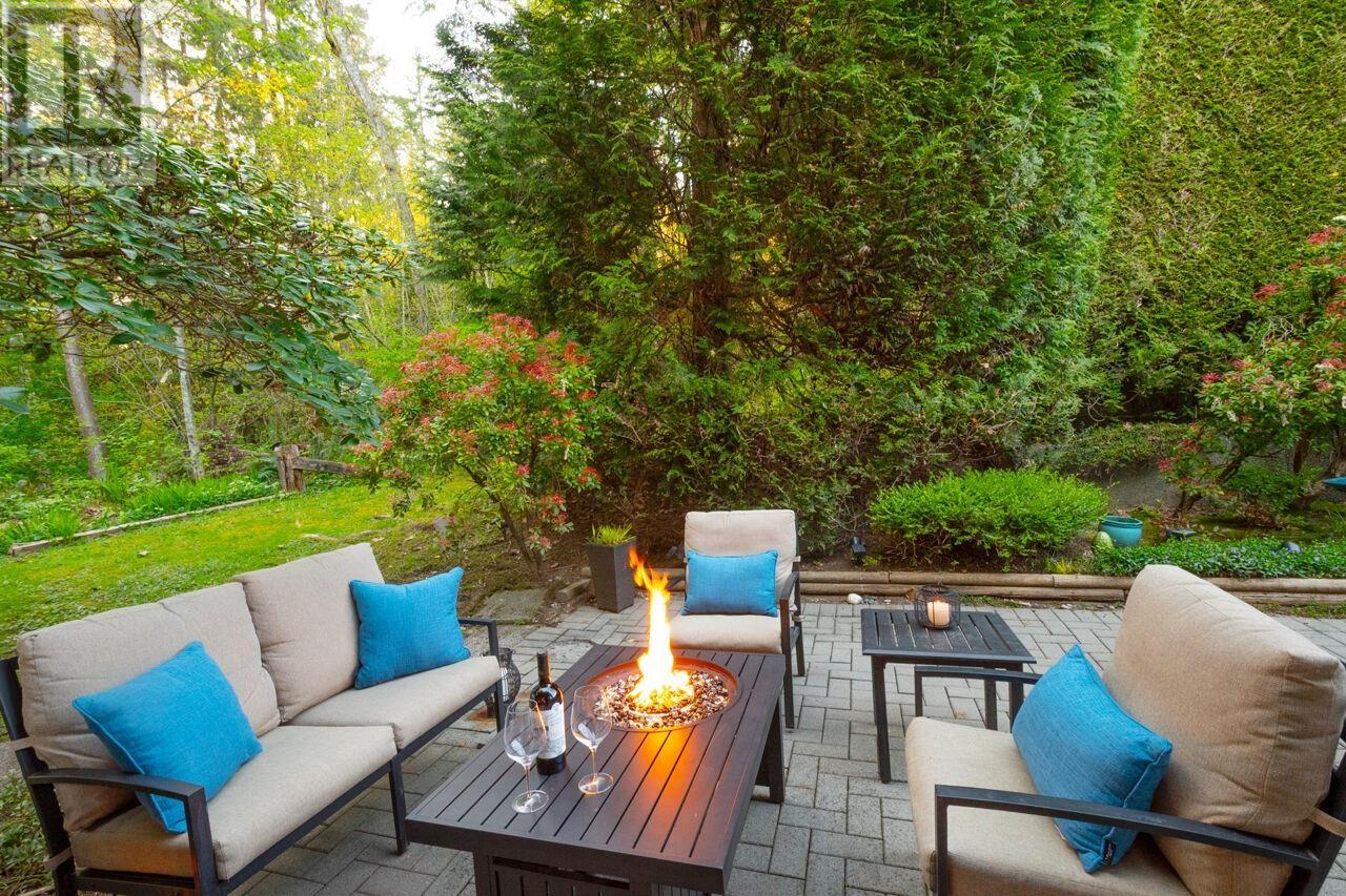 1 181 RAVINE DRIVE, Port Moody real estate listing R2995722