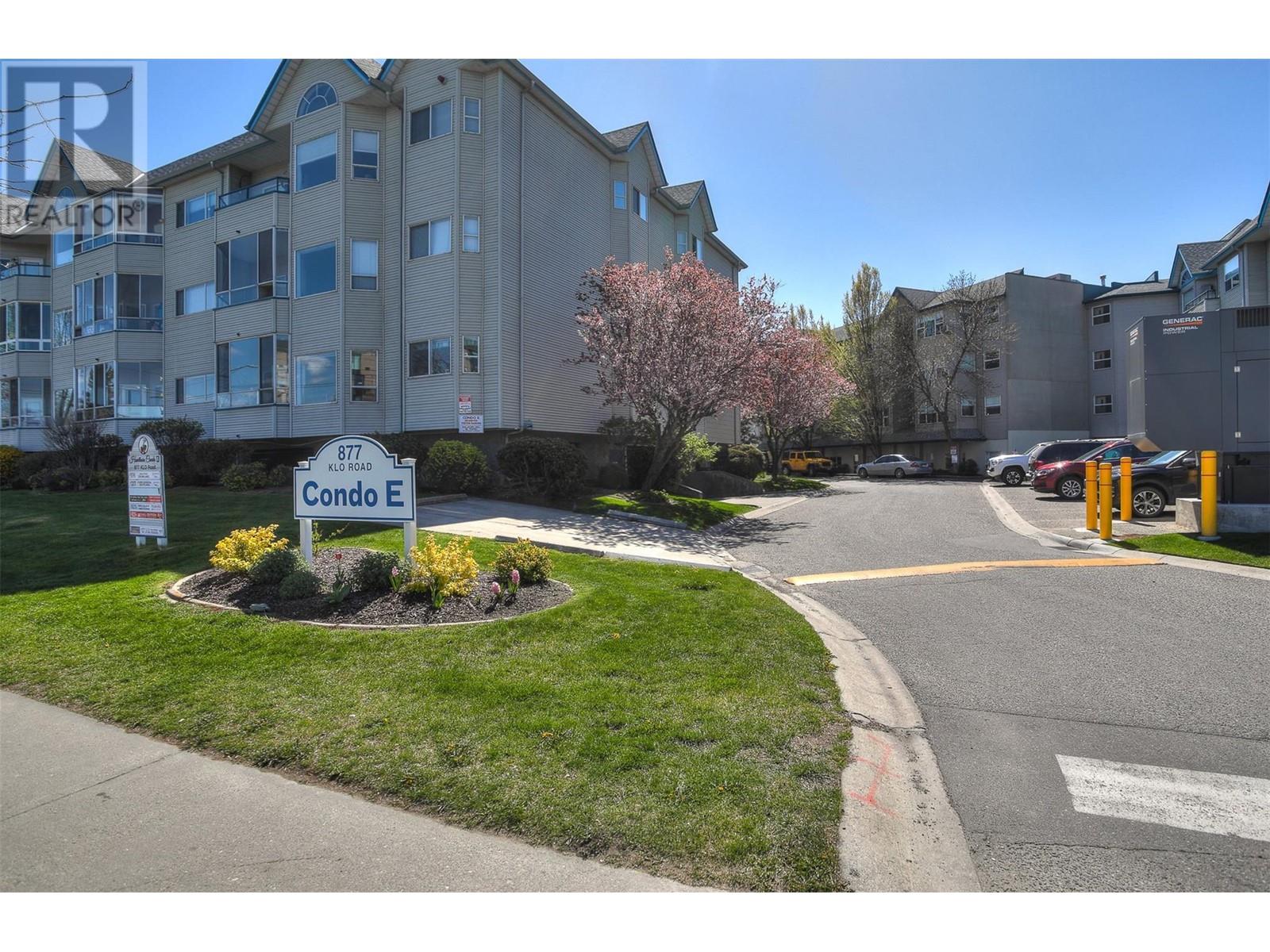207 877 K.L.O. Road, Kelowna