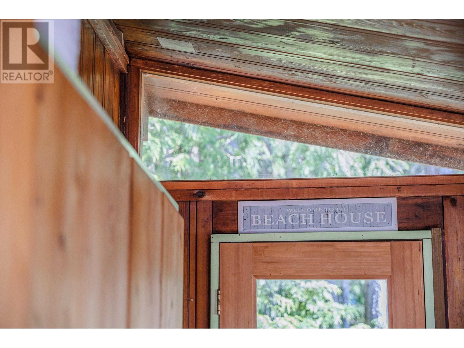 6037 SANDY HOOK ROAD, Sechelt