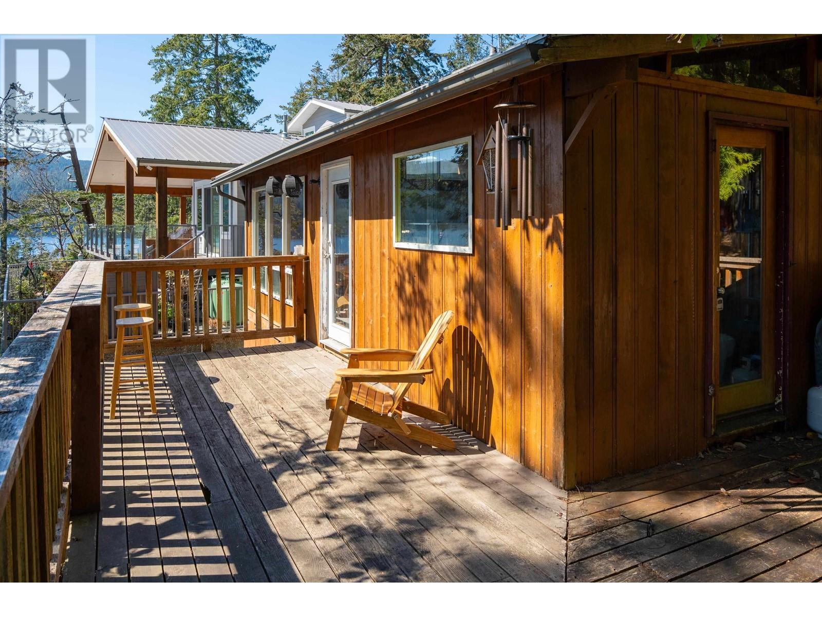 6037 SANDY HOOK ROAD, Sechelt