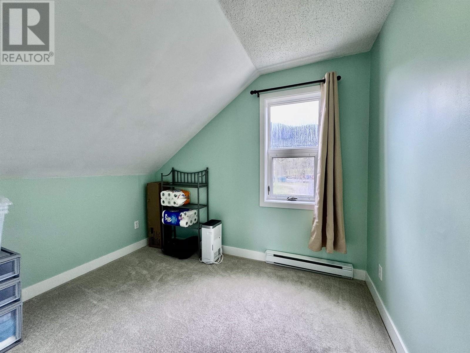 349 W 9TH AVENUE