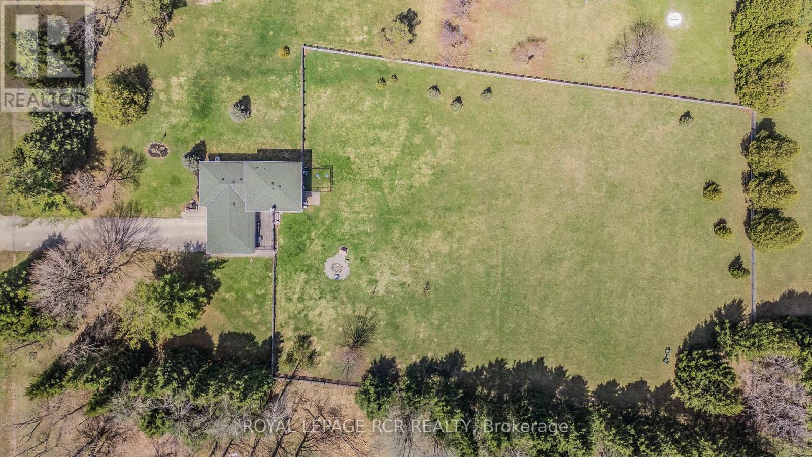 Photo 16 of 9 Woodland Road, Amaranth ON