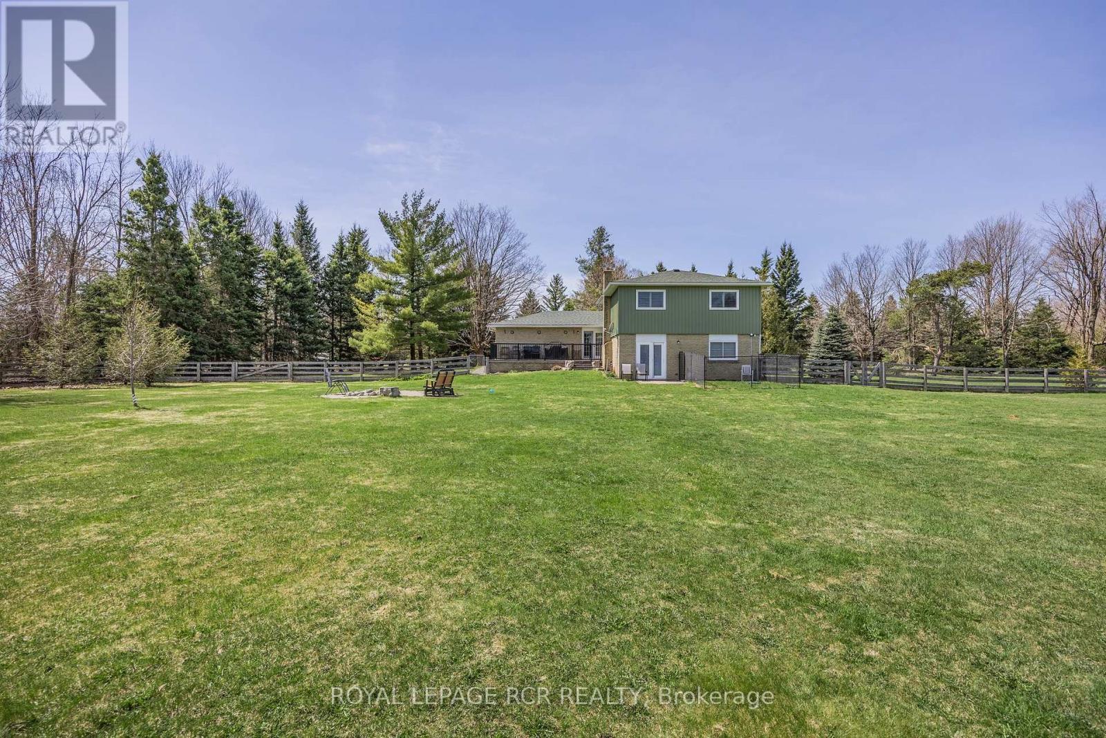 Photo 37 of 9 Woodland Road, Amaranth ON