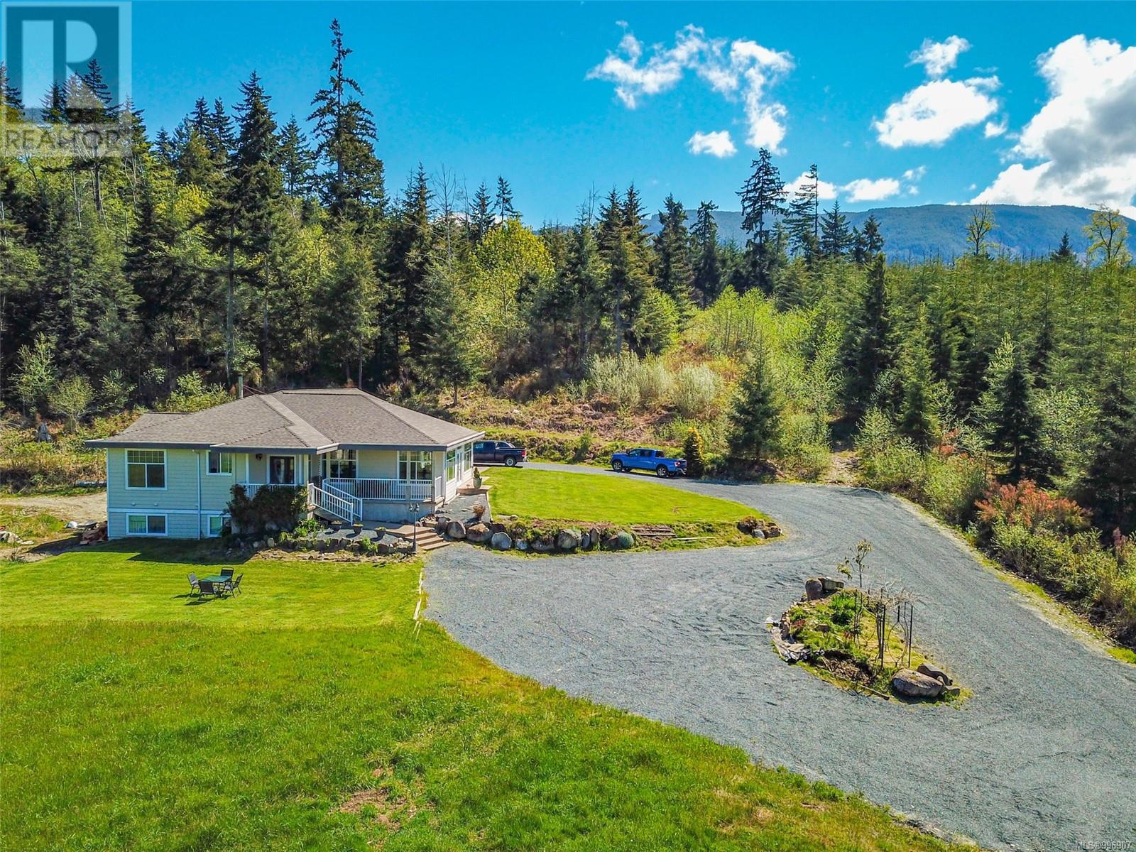 670 Franklin River Rd, Port Alberni