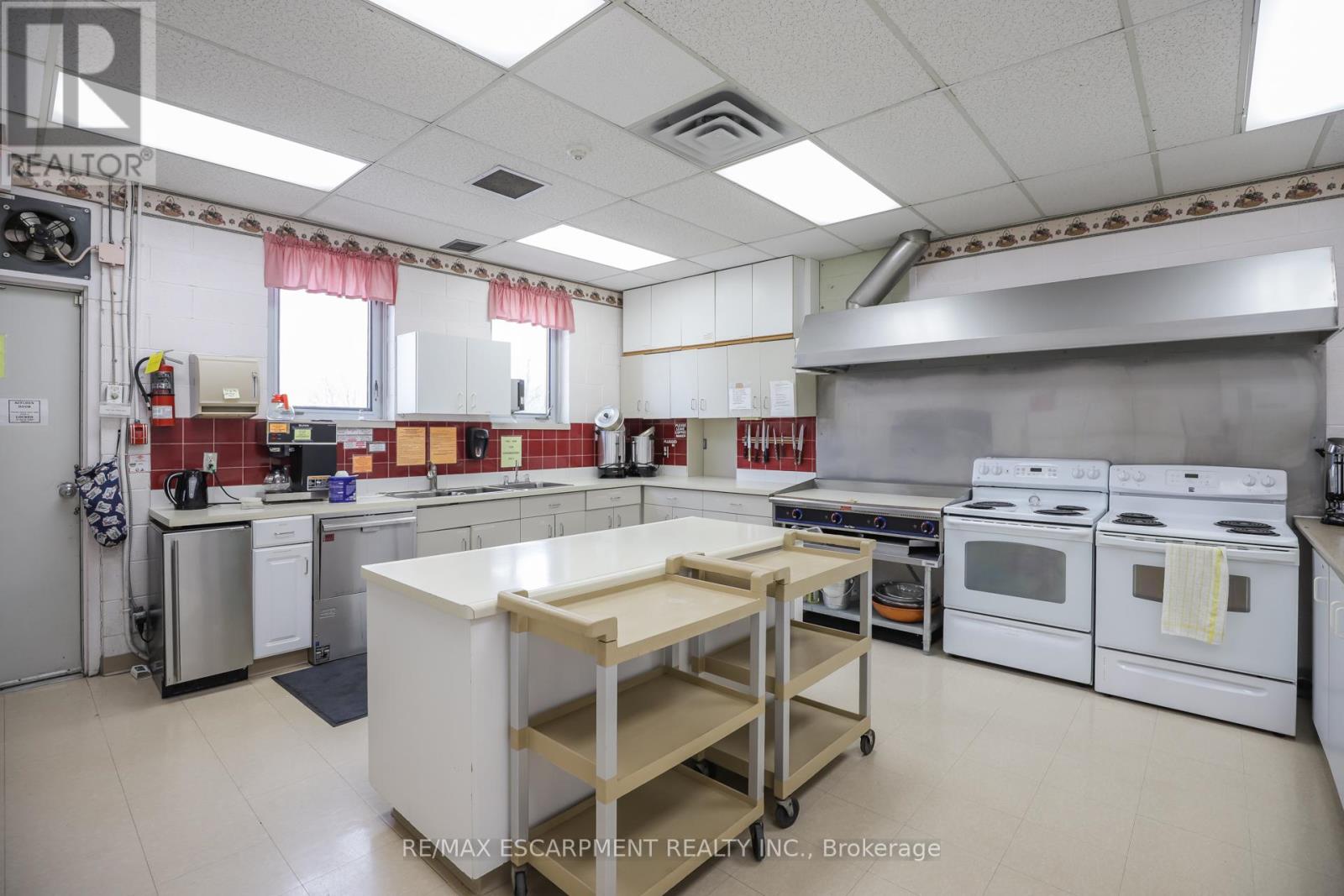 Photo 34 of 130 3033 Townline Road, Fort Erie ON