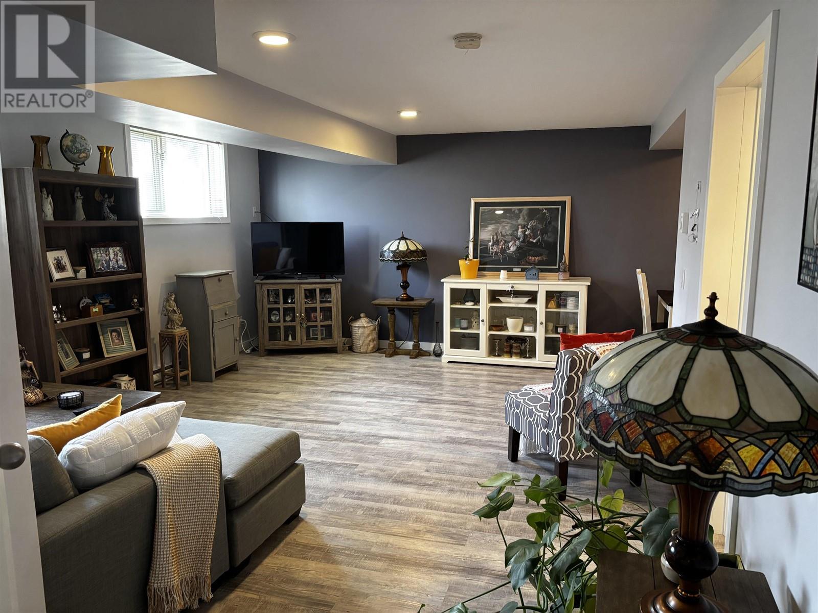 9011 99 AVENUE, Fort St. John