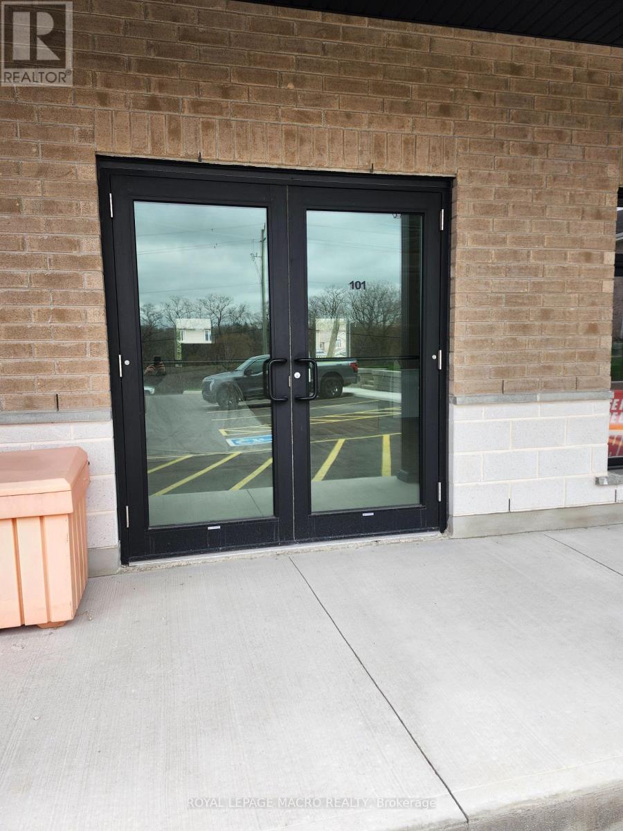 Photo 2 of 415 Water Street S, Cambridge ON