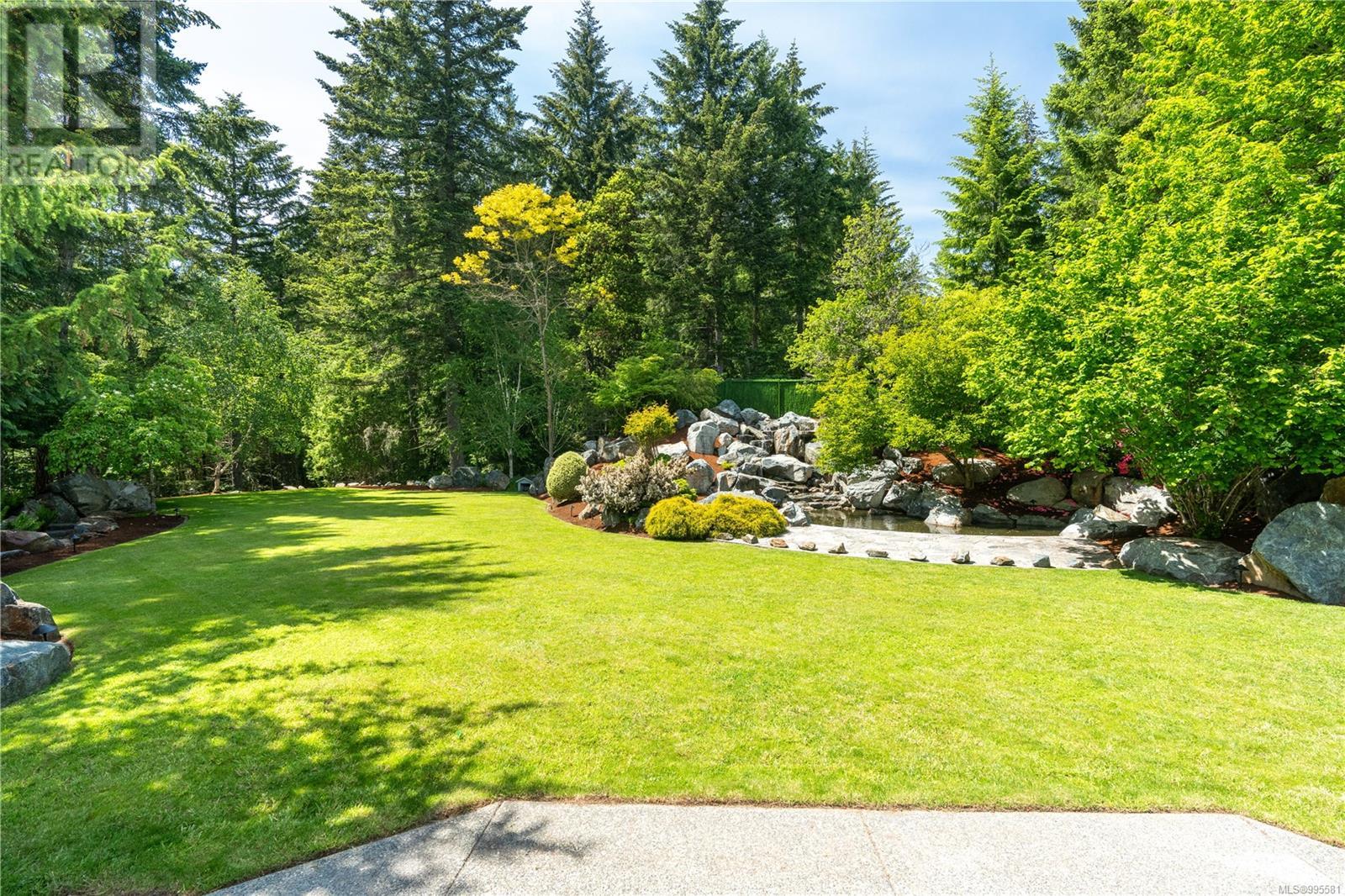 625 Lorimer Pl, Highlands