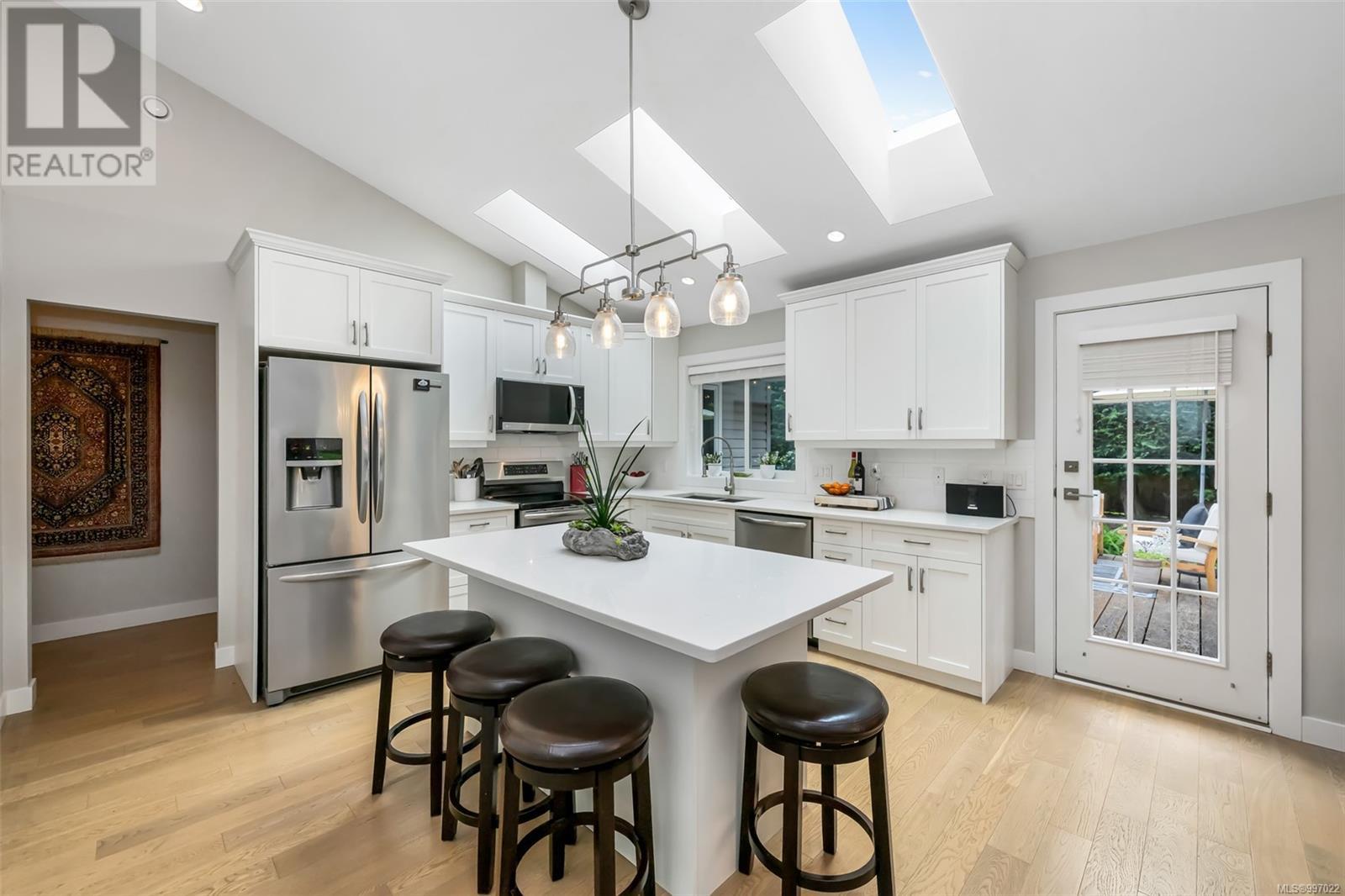  317 Gull Road, View Royal