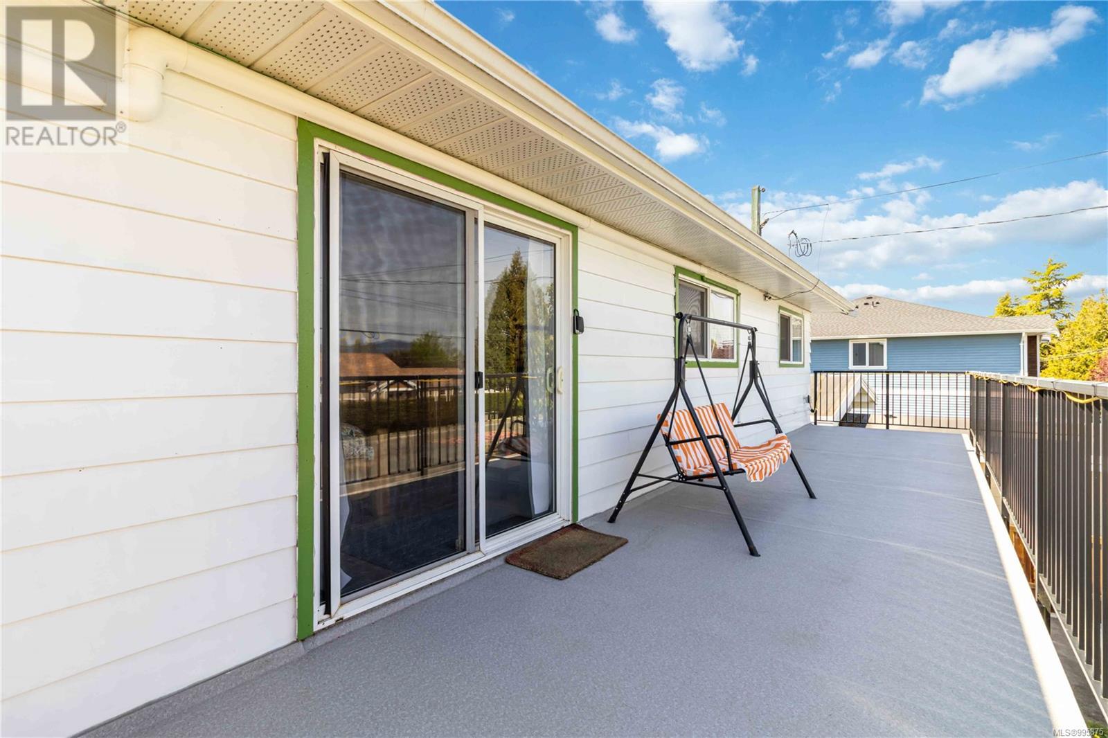 2255 Henry Ave, Sidney