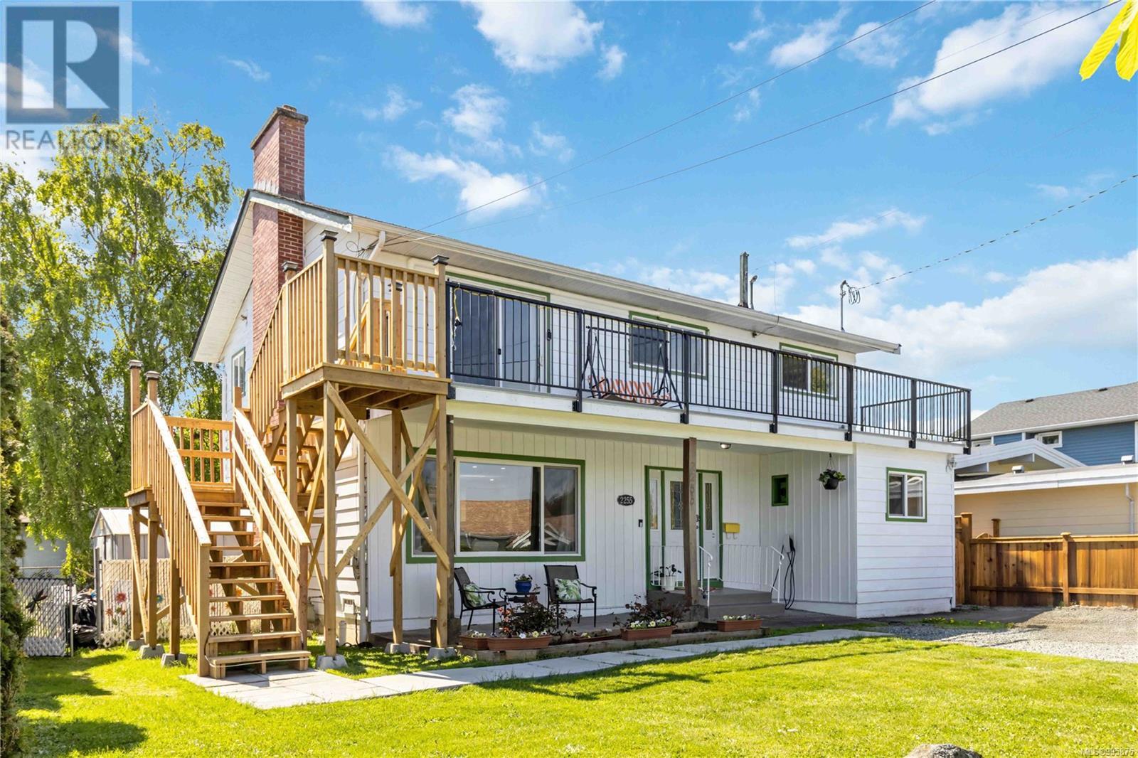 2255 Henry Ave, Sidney