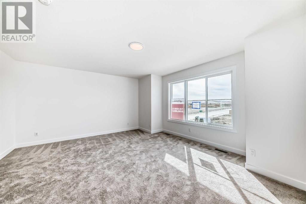 25 Southborough Square, Cochrane