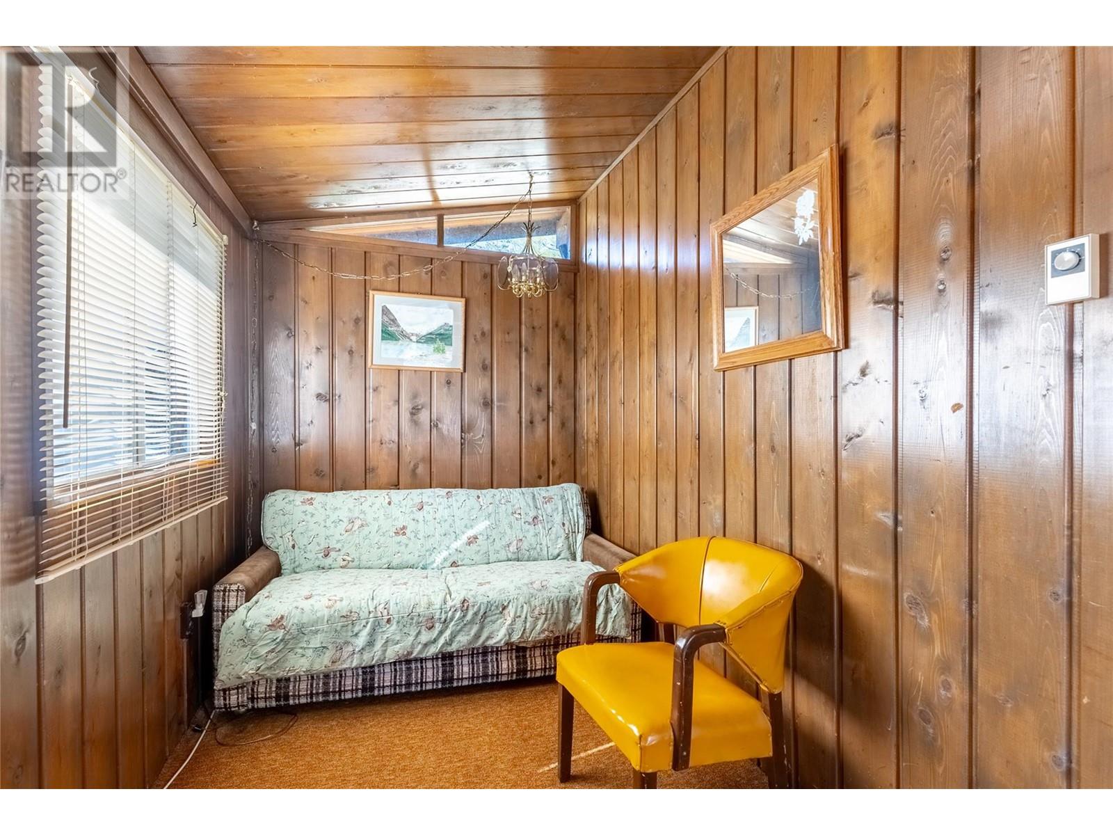 2631 Loon Lake Road, Loon Lake