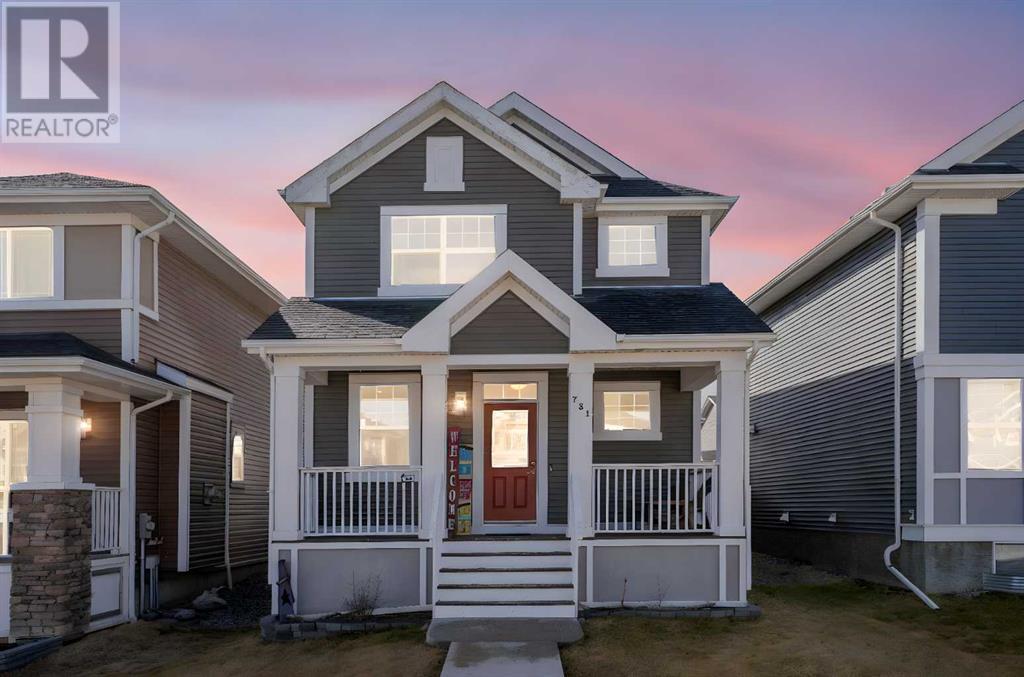 751 River Heights Crescent, Cochrane
