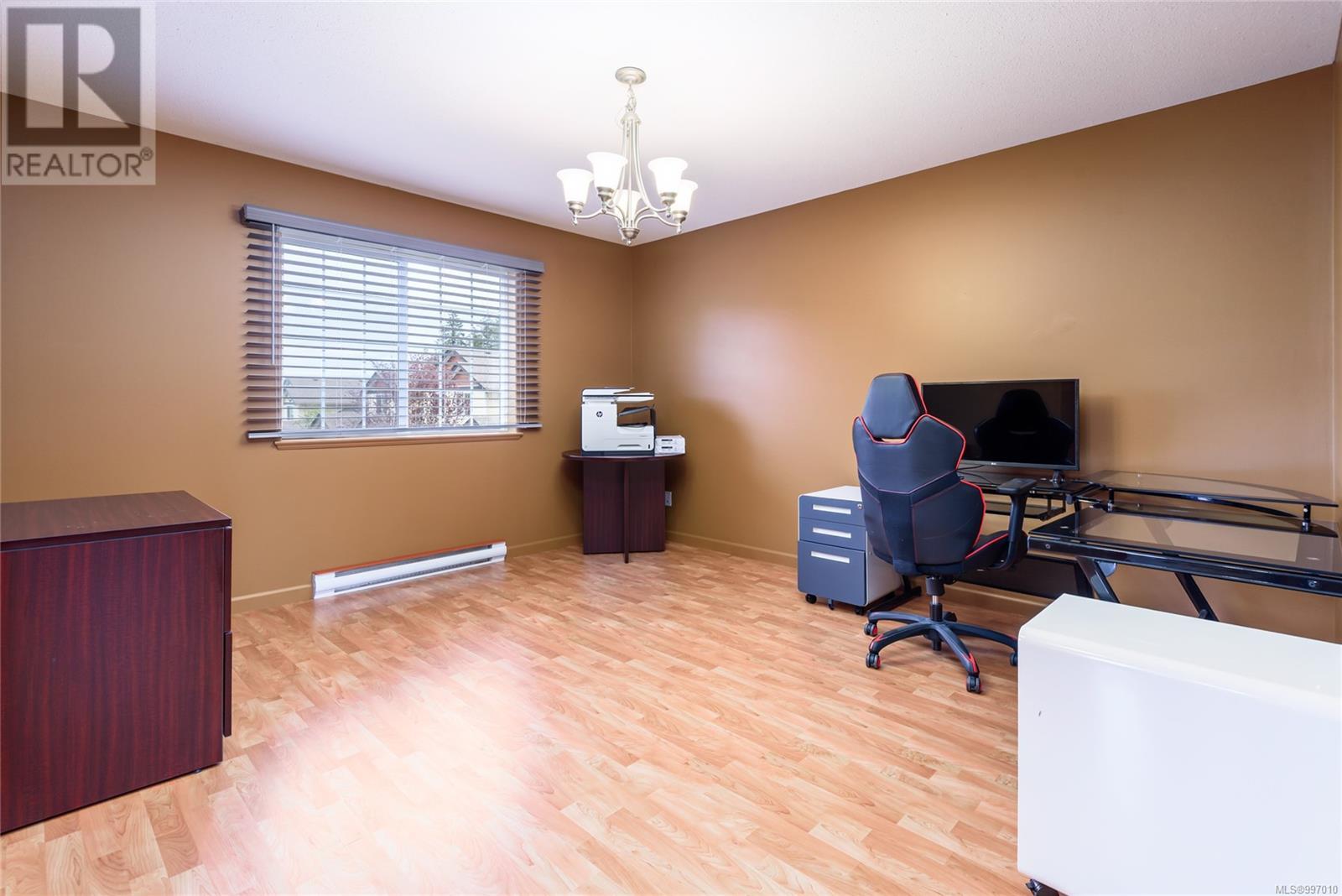 40 2728 1st St, Courtenay