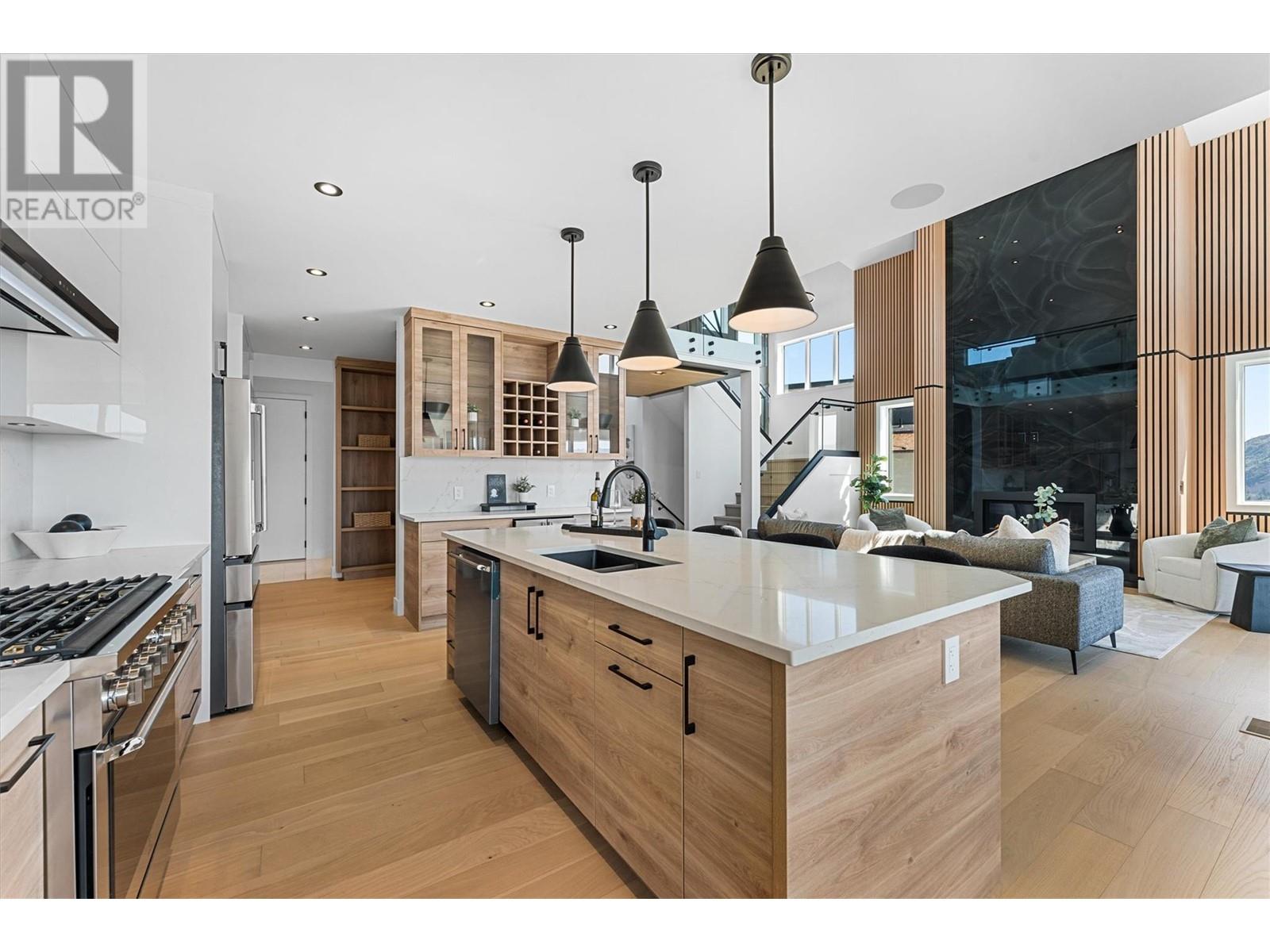 2507 Pinnacle Ridge Drive, West Kelowna