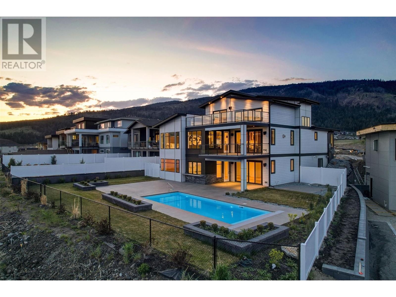 2507 Pinnacle Ridge Drive, West Kelowna
