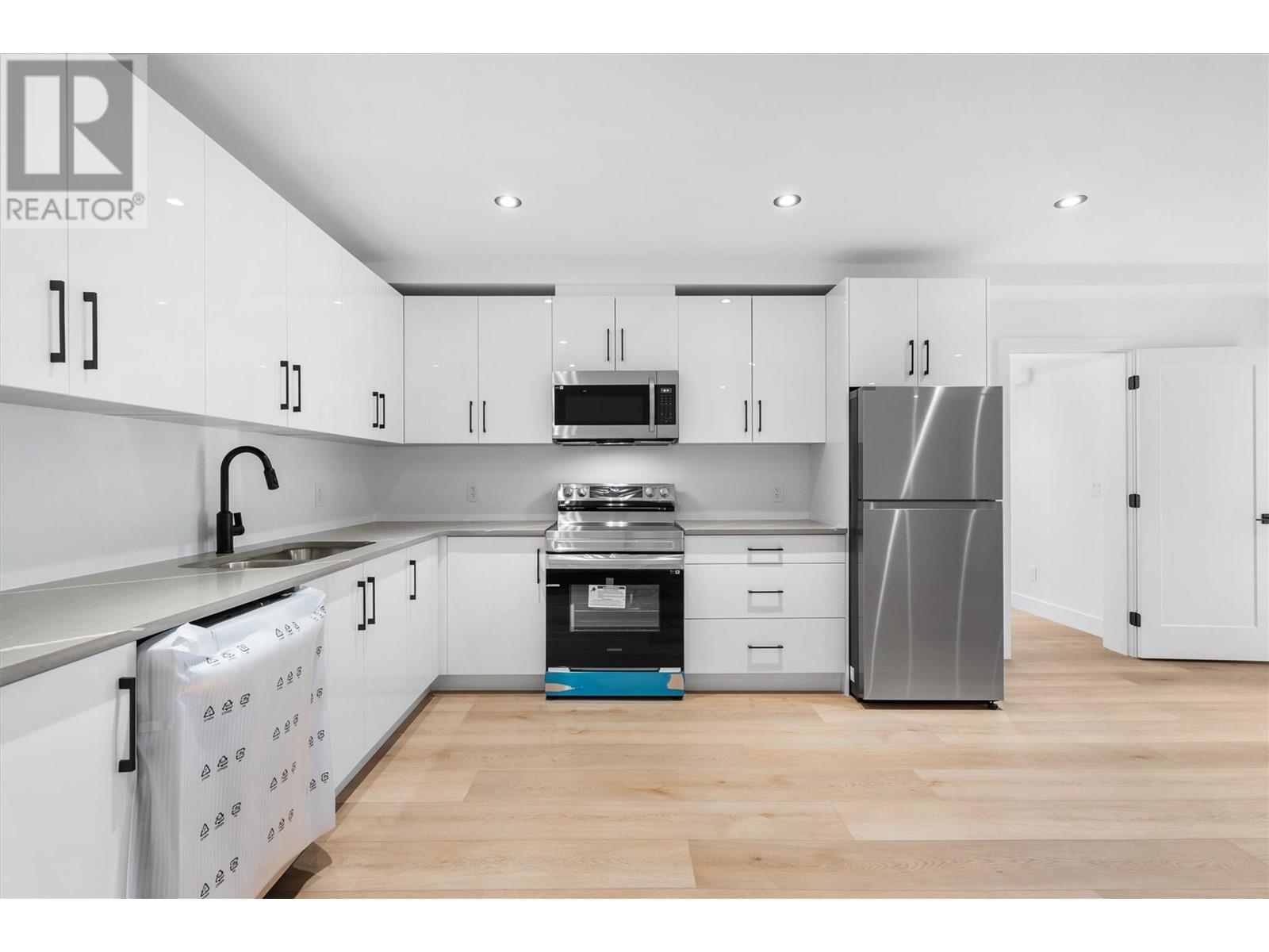 2507 Pinnacle Ridge Drive, West Kelowna