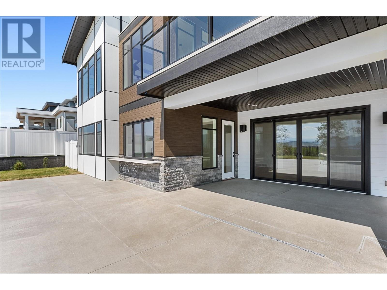  2507 Pinnacle Ridge Drive, West Kelowna