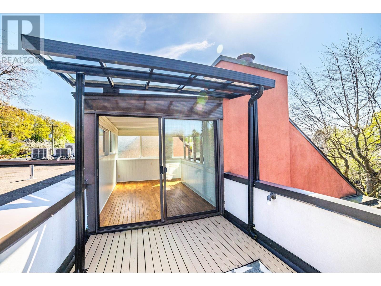 Photo 6 of 1304 Maple Street, Vancouver BC