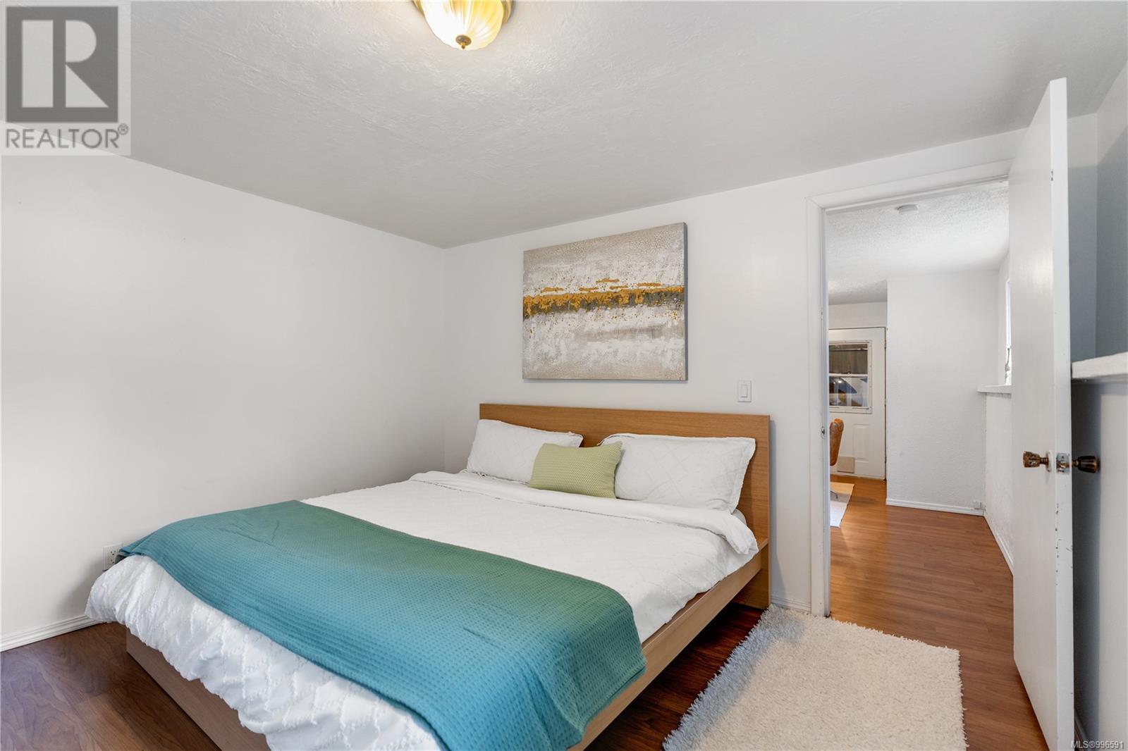  11255 Nitinat Road, North Saanich