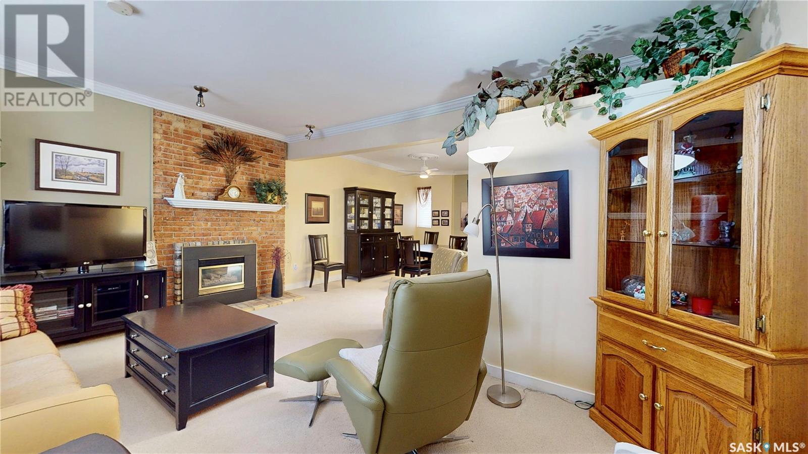 Photo 8 of 304 2925 14th Avenue, Regina SK