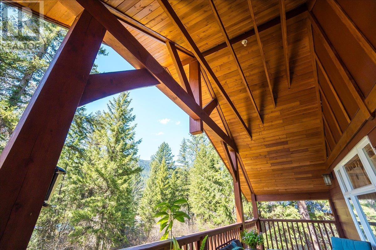 Photo 31 of 5626 Ducksway Road, Winlaw BC