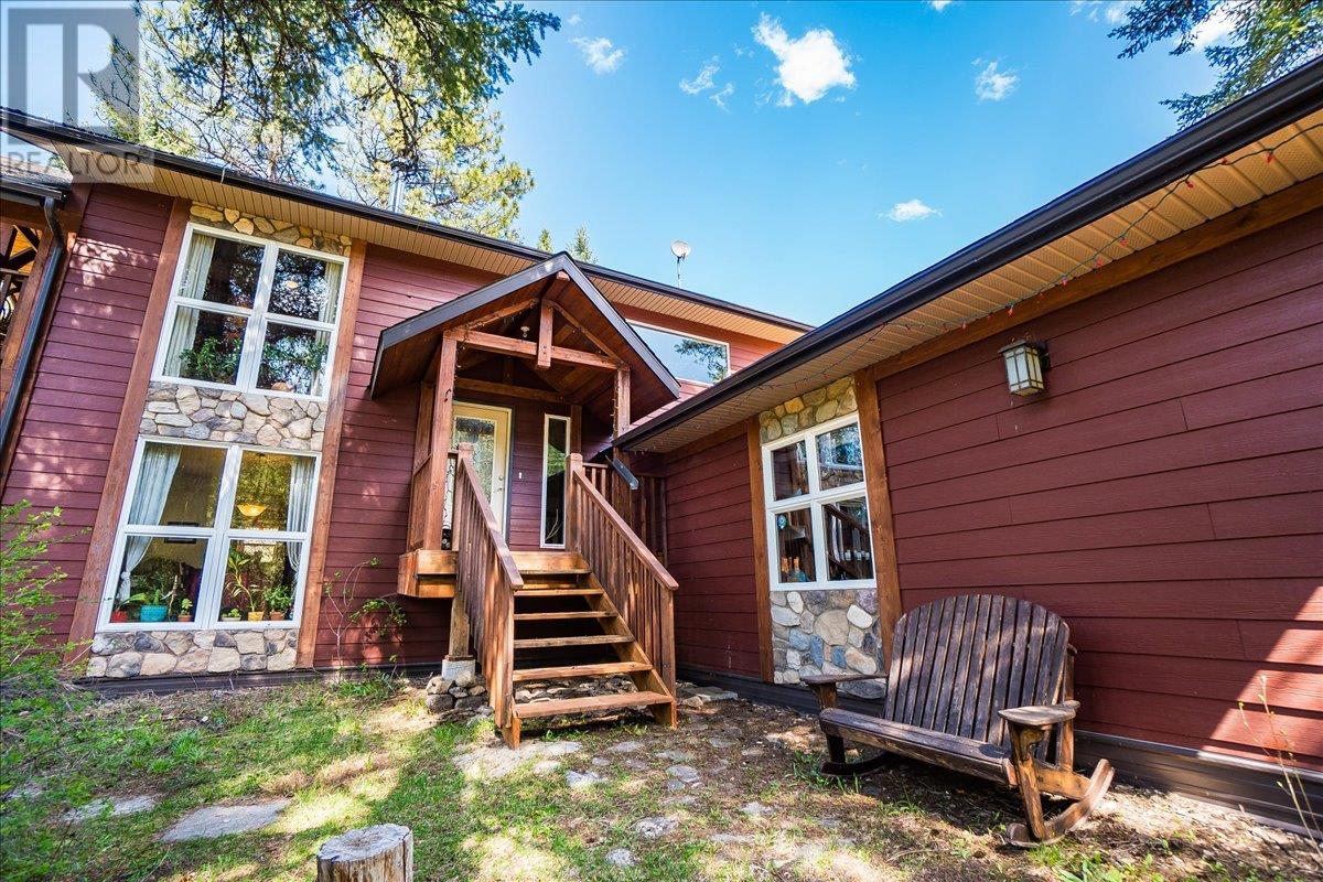 Photo 43 of 5626 Ducksway Road, Winlaw BC