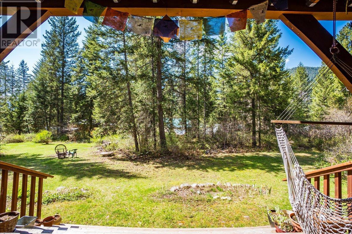 Photo 14 of 5626 Ducksway Road, Winlaw BC