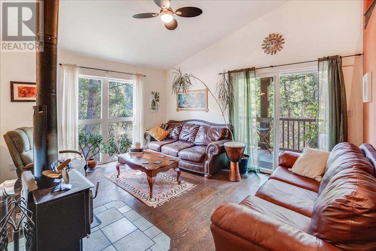 Photo 30 of 5626 Ducksway Road, Winlaw BC