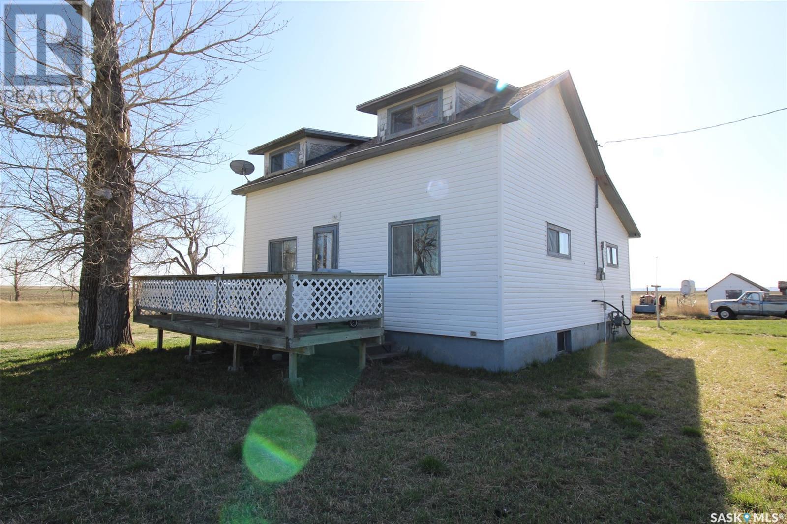 Photo 5 of 710 Railway Avenue, Arlington Rm No 79 SK