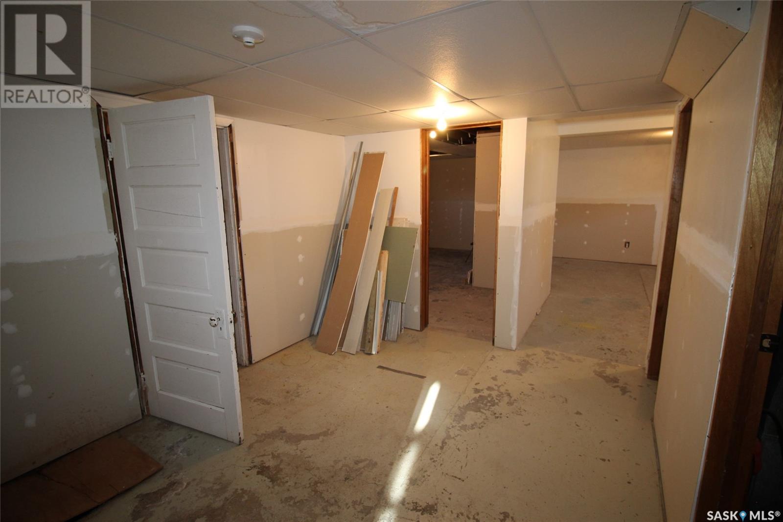 Photo 26 of 710 Railway Avenue, Arlington Rm No 79 SK
