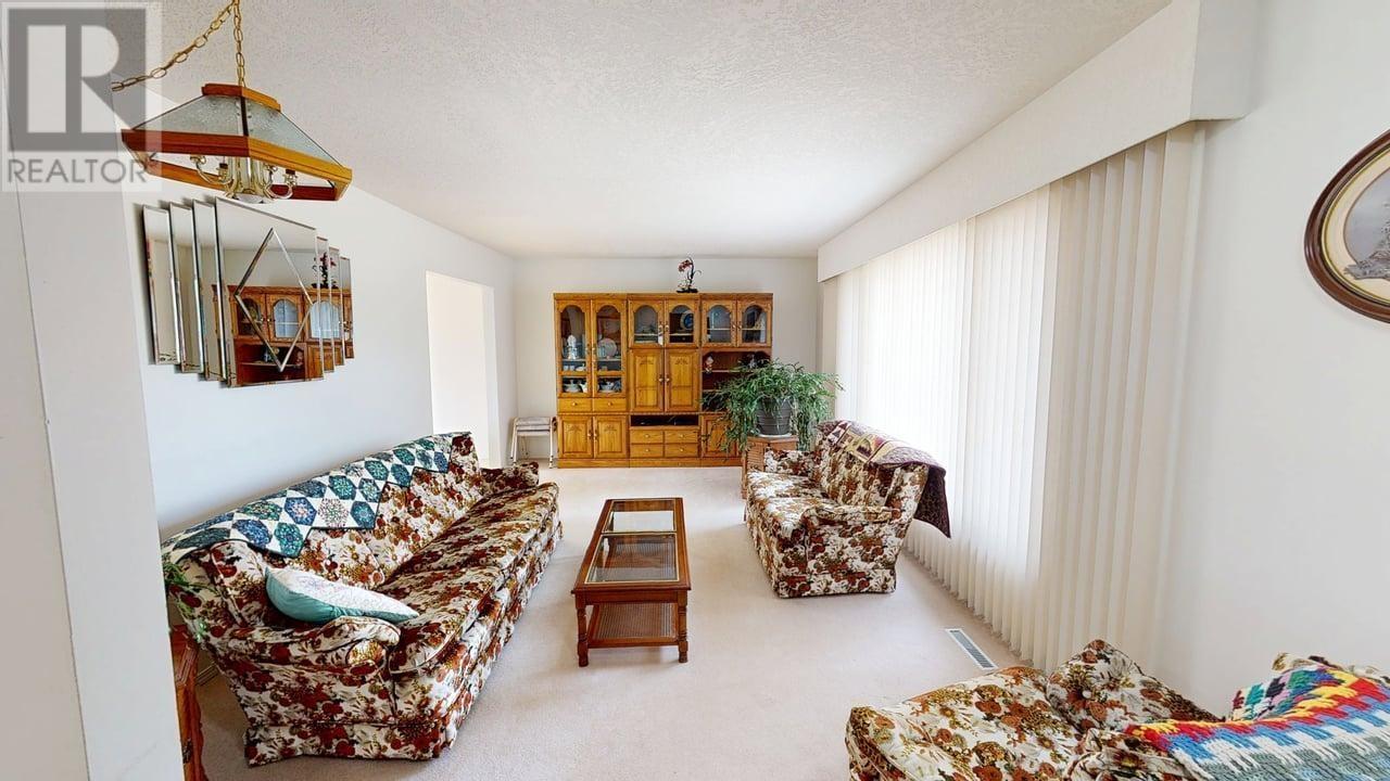 12217 JUNIPER AVENUE, Fort St. John
