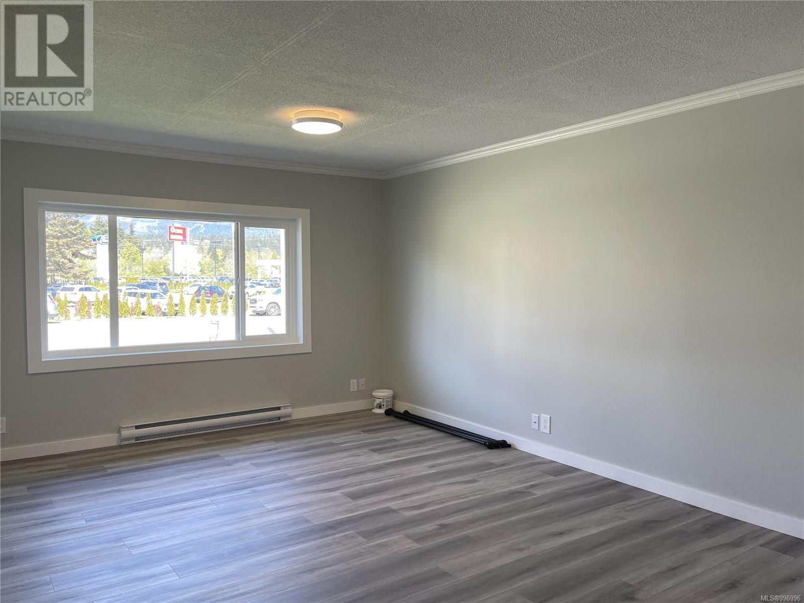 5164 Heaslip Rd, Port Alberni
