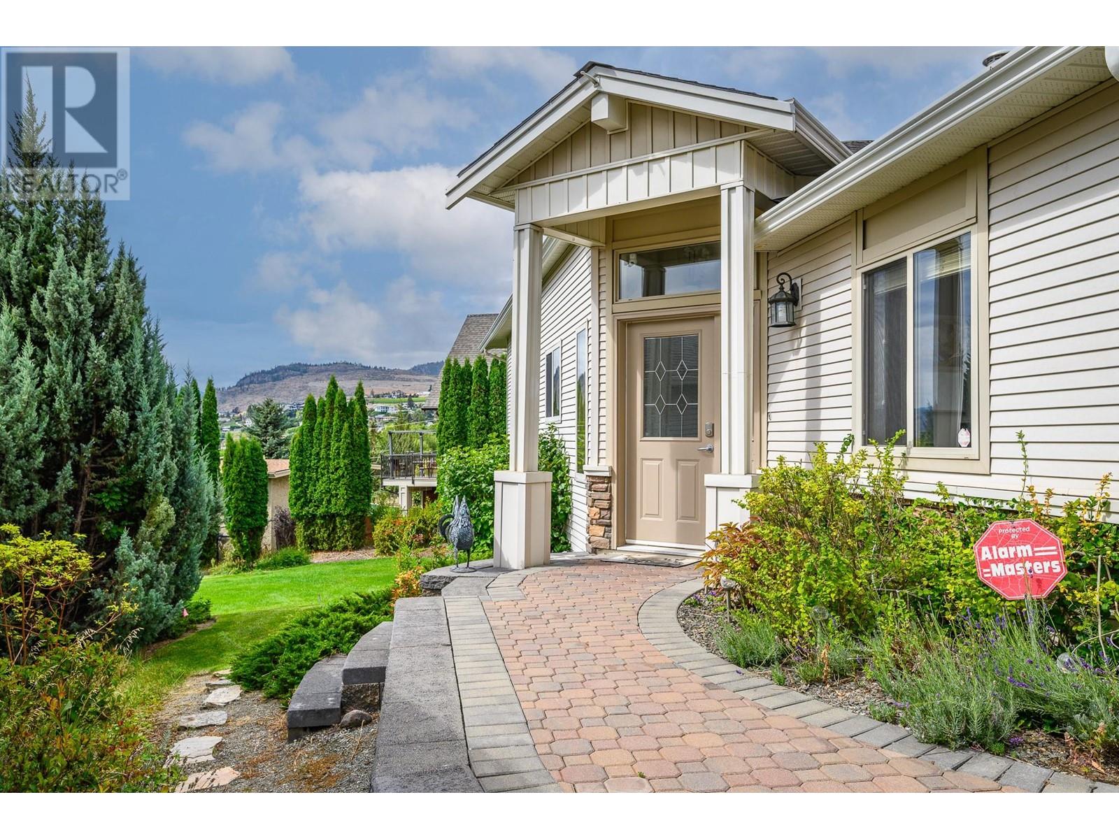 2 2100 Boucherie Road, West Kelowna