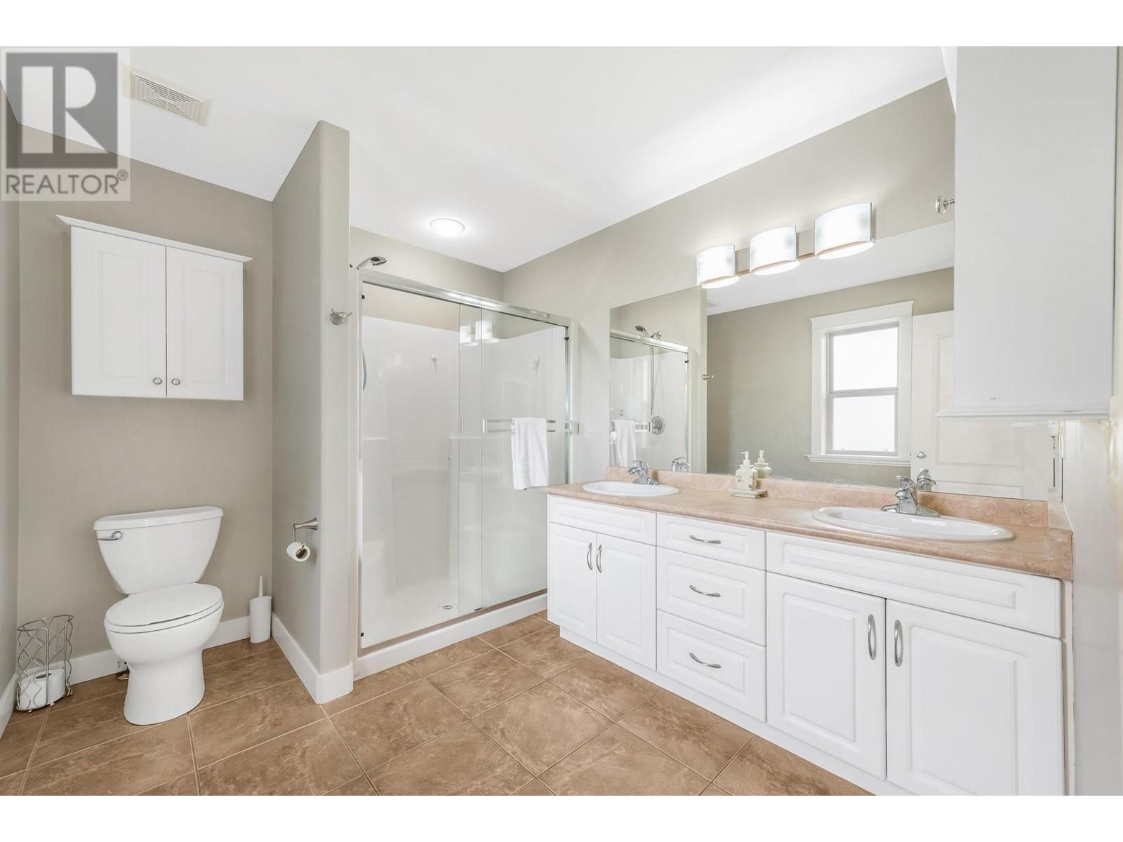 2 2100 Boucherie Road, West Kelowna