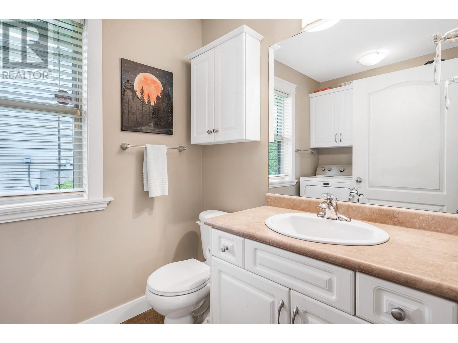 2 2100 Boucherie Road, West Kelowna