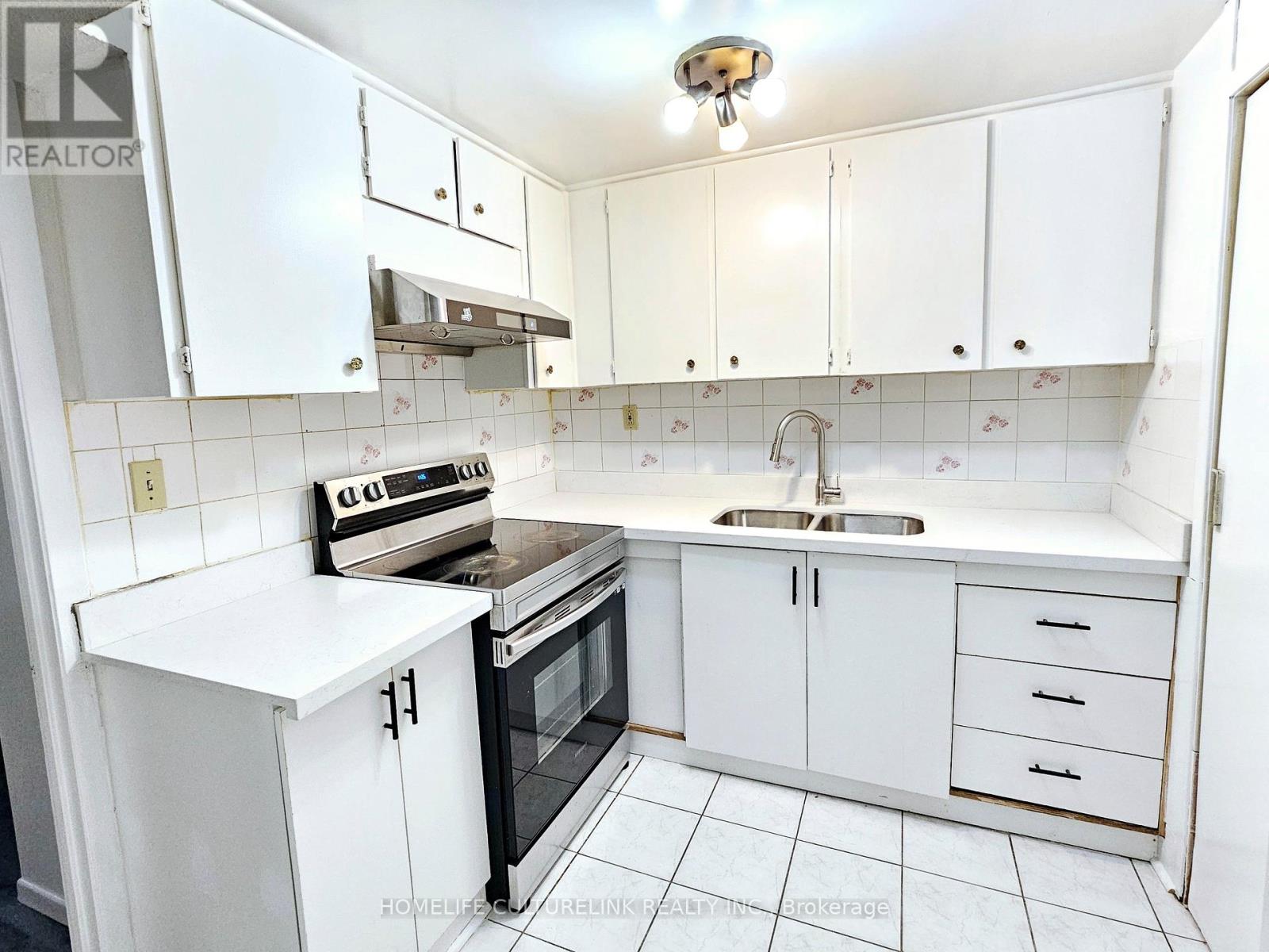 Photo 1 of Bsmt 20 Karen Miles Crescent, Markham ON