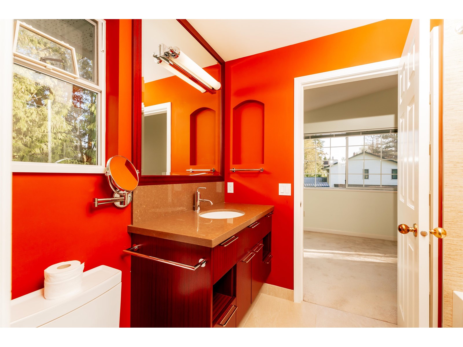 5070 242 DRIVE, Langley